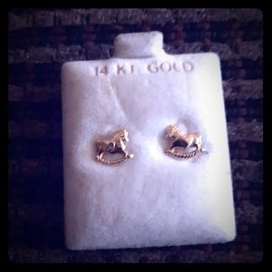 14k Gold Earrings!